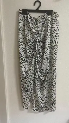 ZARA ヒョウ柄 フロントギャザー スリットスカート　タグ付き