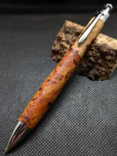 Item thumbnail for item 7351b46e-dc7b-4bfb-8dc5-2b25257bb984