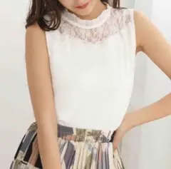 セーターのインナーに！ レース切替 ノースリーブ トップスリブ ホワイト