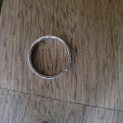 ステンレスリング　 小さなストーン付き