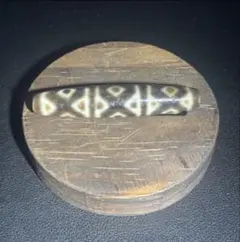 西蔵老礦古代伝承 金剛特殊 九眼天珠 - メルカリ