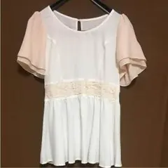 ☆値下げしました☆ウエストレースペプラムトップス