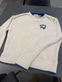 アイボリー フリース風ニット セーター