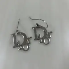 Christian Dior ピアス 両耳用 ロゴ スウィング シルバーチェーン