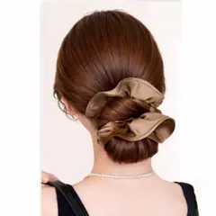 お団子ヘアピース クリップ式 花びら風アップヘアクリップ