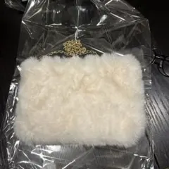 アイボリー ファーポーチ ゴールドチェーン