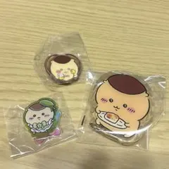 ちいかわ　くりまんじゅう　グッズセット　スマホグリップ　ピンバッジ　ミニアクスタのサムネイル