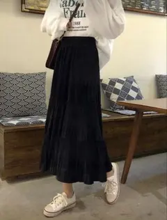 無地柄 ティアードスカート 黒