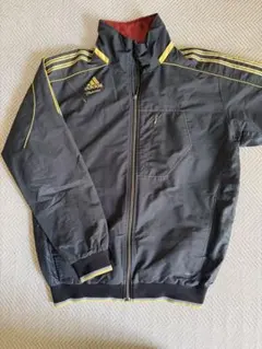 adidasジャージのサムネイル