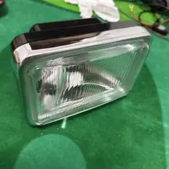 三菱ディアマンテ F31A 純正部品フォグランプ 右側 バルブ入り 未使用