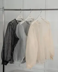 lawgy washer puff sleeve tops