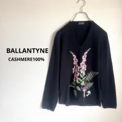 BALLANTYNE バランタイン 花柄刺繍 Vネックセーター 黒 カシミヤのサムネイル