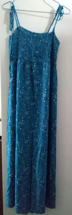 UNIQLO　マキシ丈ワンピース