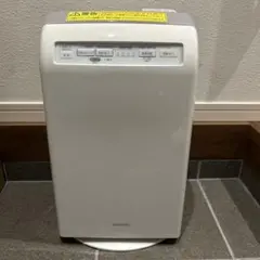 除湿機 HJS-8 日立　未使用品日焼け有り 除湿機 HJS-8 日立 未使用品日焼け有り - メルカリ