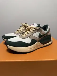 Item thumbnail for item 02d4efed-fe21-46b2-9f2d-bea8e7190b8c