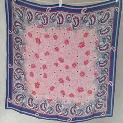 PAUL & JOE SISTER　大判シルクスカーフ　ピンク系　ペイズリー柄