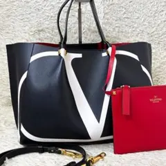 【美品】ヴァレンティノ トートバッグ デカロゴ 2way ロックスタッズ A4のサムネイル