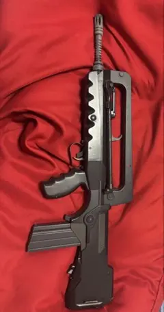 東京マルイ ファマス カスタム ジャンク 2026年最新】famas カスタムの人気アイテム - メルカリ