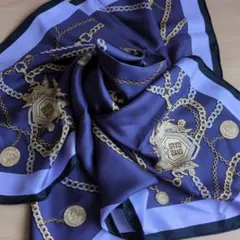 【未使用】GIVENCHY☆ 大判スカーフ チェーン柄 パープルのサムネイル