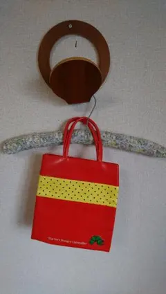 はらぺこあおむしバック