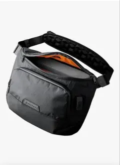 美品！ALPAKAアルパカ　メッセンジャーバッグ　PC収納可