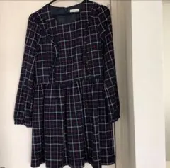 美品earth長袖ワンピース