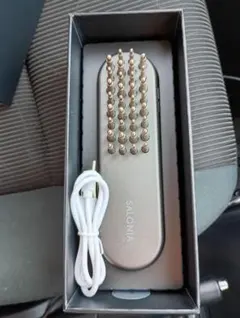 SALONIA EMS LIFT BRUSH 3D CARE 本体と専用ポーチ - メルカリ