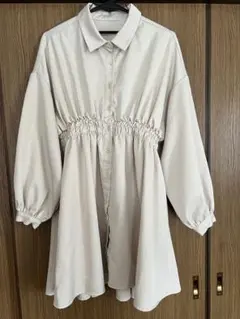 Ray Cassin ワンピース　ベージュ