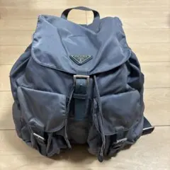 PRADA ナイロンリュック 三角ロゴプレート グレー バックパック