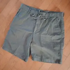 UNIQLO オリーブグリーン ショートパンツ L