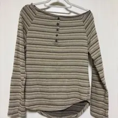 NUGU オフショルダー 長袖トップス