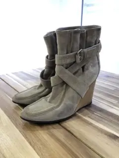 BALENCIAGAバレンシアガ スエード ブーツのサムネイル