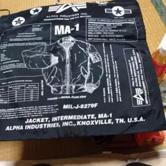 レア！ALPHA(アルファ)INDUSTRIES MA-1 デザイントートバッグのサムネイル