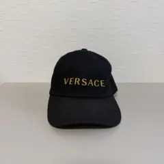 VERSACE ブラックキャップ ゴールドロゴのサムネイル
