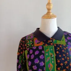 レトロ柄シャツ 花のサムネイル