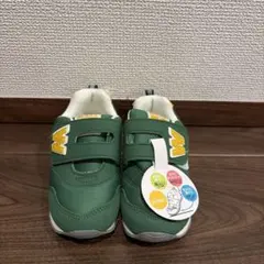 西松屋　新品スニーカー 16センチのサムネイル