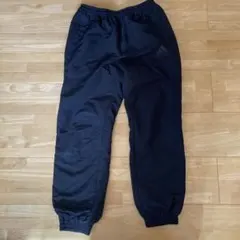 adidas ブラック ピステパンツ 140