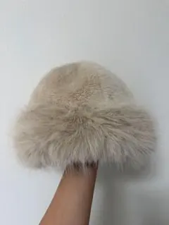 ベージュ ファー バケットハット