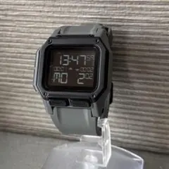 【土日限定値下げ中】NIXON THE REGULUS デジタル腕時計のサムネイル