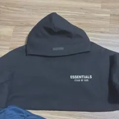 ESSENTIALS FEAR OF GOD ブラックパーカー