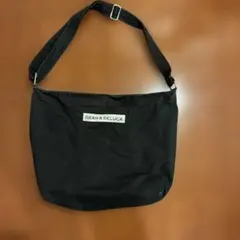 ディーンアンドデルーカ ショルダーバッグ　黒