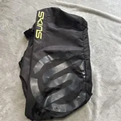 SKINS バックパック リュック ブラックのサムネイル