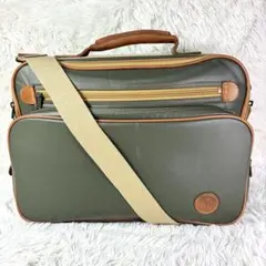 【極美品✨】ビジネスバッグ オリーブグリーン A4 PC 大容量