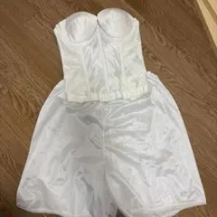 B70ブライダルインナー(ペチコートとセット)とベール