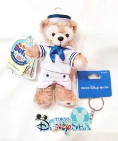 ダッフィーぬいぐるみバッジ♡ロゴキーチェーンセット
