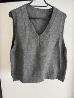 SHEIN Vネック ニットベスト グレー