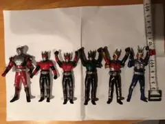 仮面ライダークウガ、龍騎、ペガサス、約10cmサイズ　6体セット