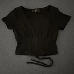 ブラック クロップドTシャツ Sサイズのサムネイル
