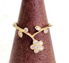 k18 YG V字 フラワー ダイヤリング アンティーク調 - メルカリ