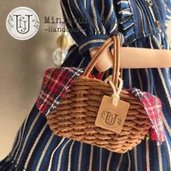 #02mr ブライス＊リカちゃん＊アイシードール ミニチュアバスケット　バッグ